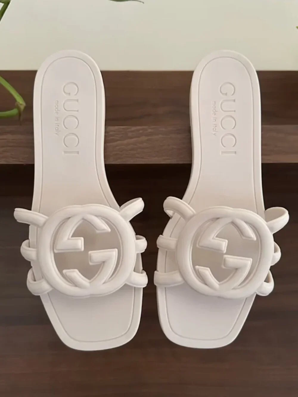 Gucci White Rubber Interlocking GG Cutout Square Toe Slide Sandals